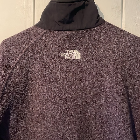 🔥5/$20🔥Vintage The North Face Fleece Full Zip Jacket Aubergine Size Large Women - Picture 8 of 13